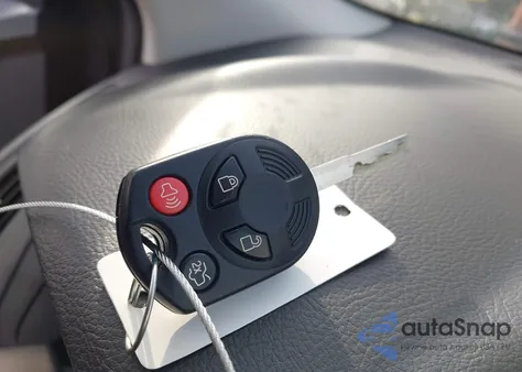 2017 Ford Focus Se z USA, uszkodzony, nr VIN 1FADP3FE5HL230280